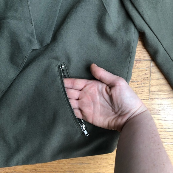 Olive Green H&M draped blazer - Picture 5 of 5